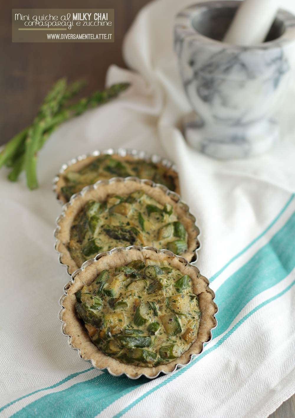 mini quiche al milky chai asparagi e zucchine
