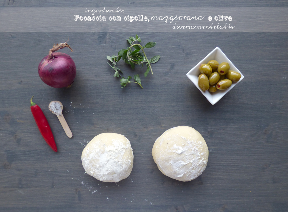 ingredienti focaccia con cipolle maggiorana olive