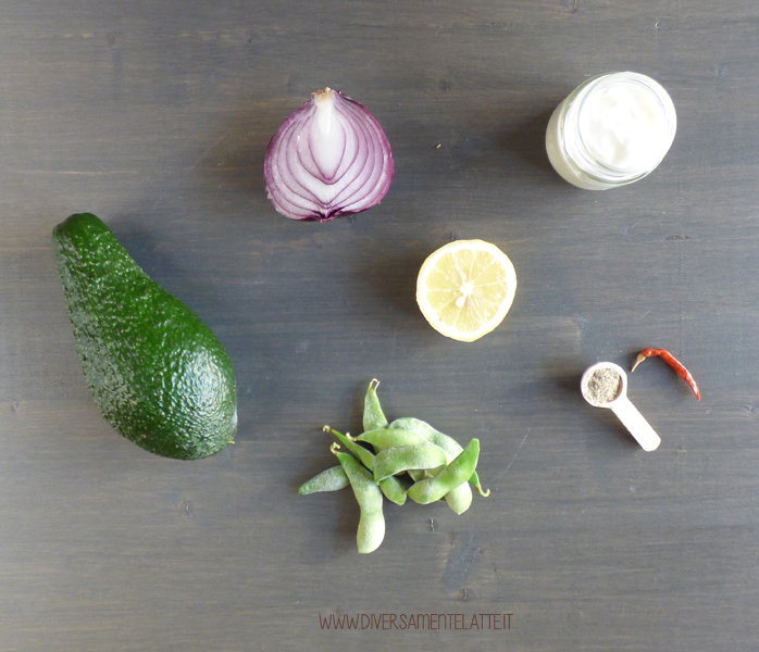 diversamentelatte ingredienti guacamole di edamame con sfoglie di quinoa