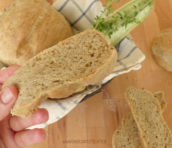 diversamentelatte pane al pesto di zucchine e menta