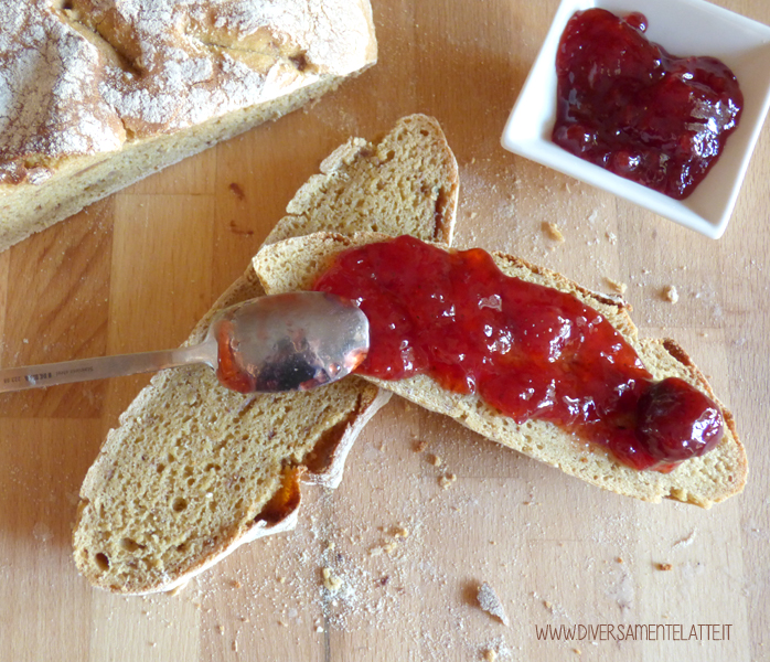 diversamentelatte pane con farina di enkir alle fragole