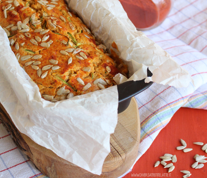 diversamentelatte plumcake salato alle zucchine e semi di girasole