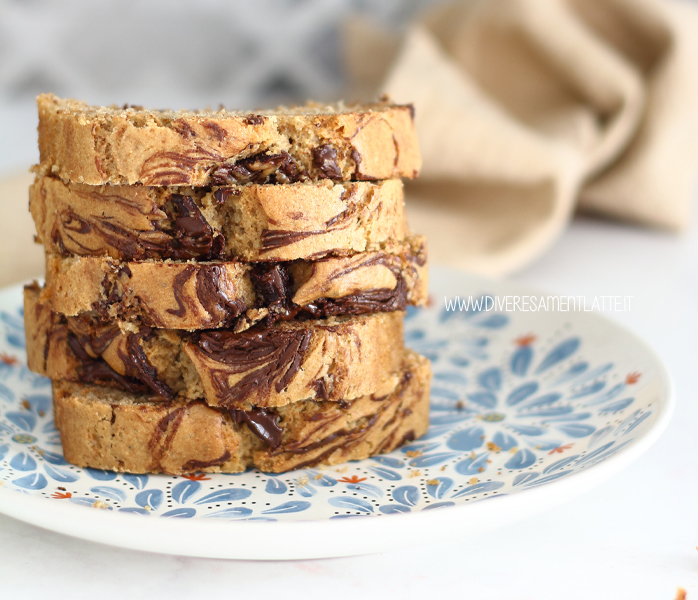 diversamentelatte_plumcake con cioccolato