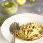 diversamentelatte_spaghetti con pesto di broccoli e lenticchie