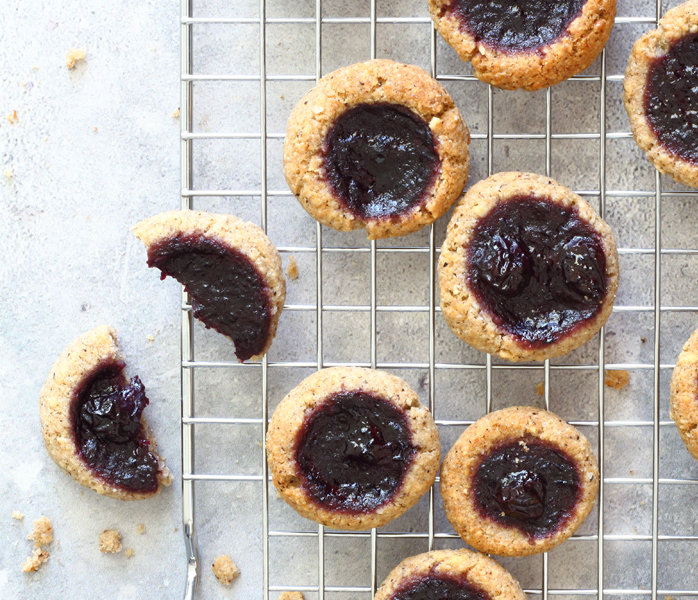 diversamentelatte_thumbprint cookies