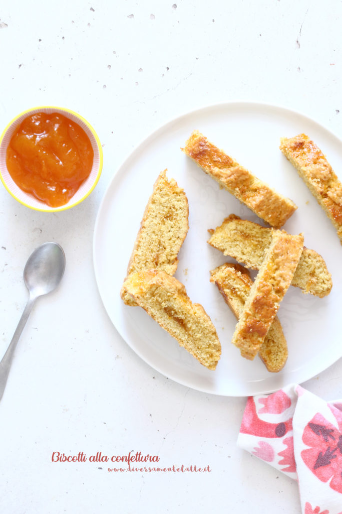 biscotti alla confettura senza burro