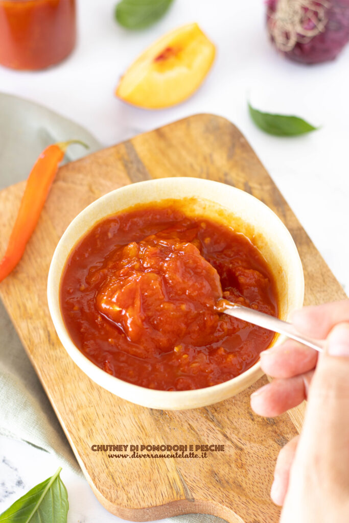 chutney di pomodori e pesche