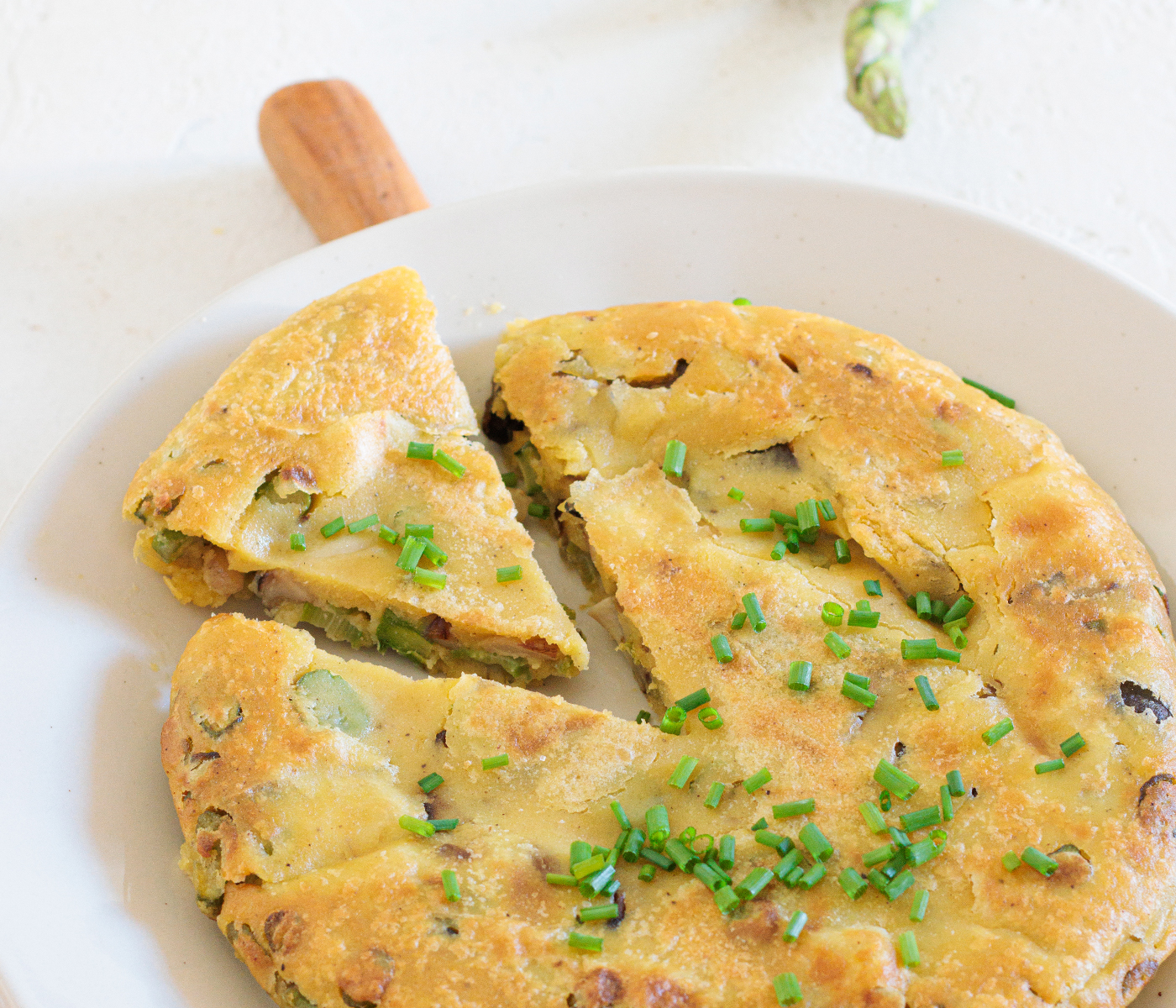 Farifrittata agli asparagi e funghi